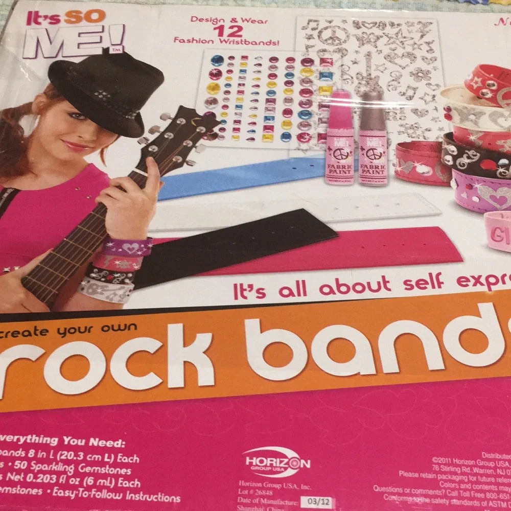 Rock Bands It’s so me Create your own Rock Bands NEW design & wear 12 Wristbands